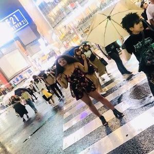 Meet your Posher, Joy